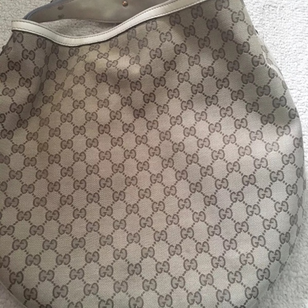 Authentic Gucci bag - Picture 3 of 4